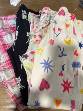 Pajama Bottoms - total 4